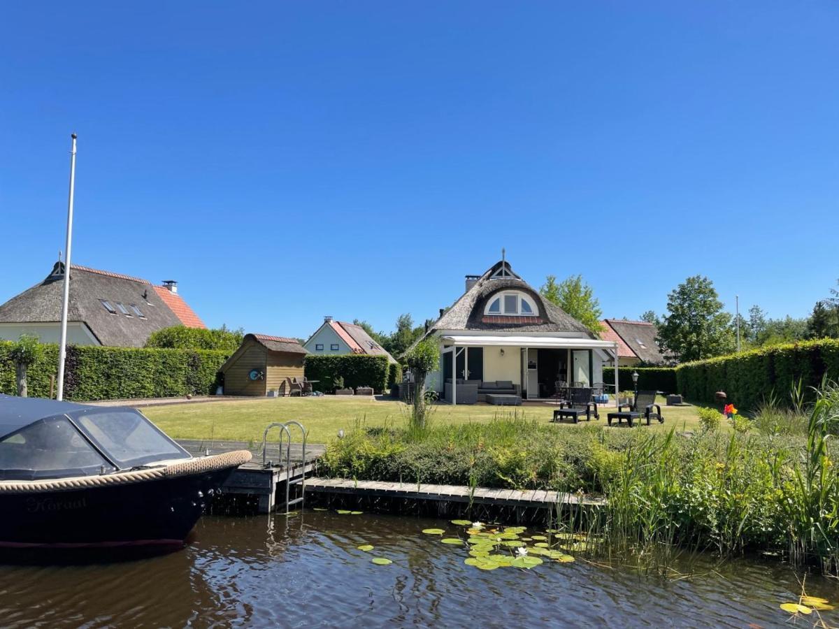 Vakantiehuis Aan Het Water In Friesland Sint Nicolaasga Dış mekan fotoğraf